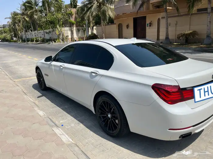 بي ام دبليو 740 2