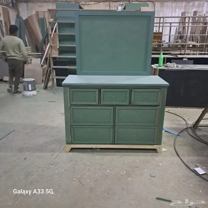 تصنيع جميع الديكورات الخشبية غرفة نوم وابواب سحاب 11