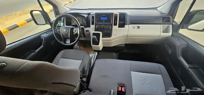 تويوتا باص فان بضاعه 2022 للبيع 10