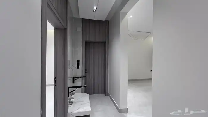 شقق للبيع في مخطط حطين 7 غرف ب 550 الف 1