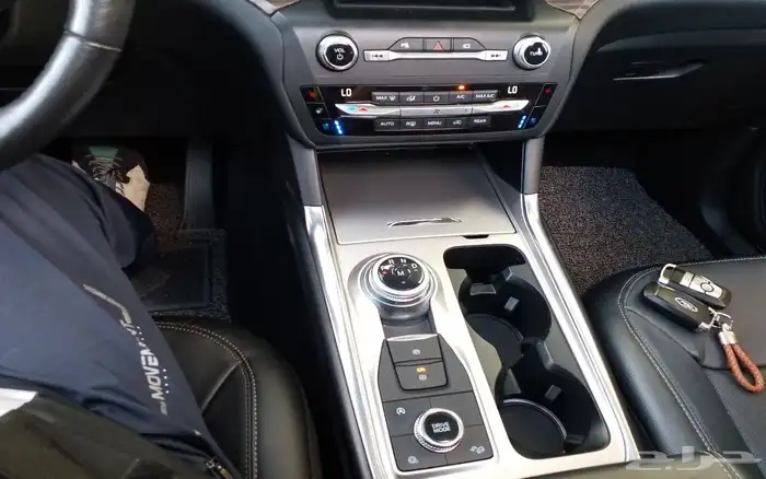 مملوكة لدي العصيمي قيد الشحن _ Explorer limited AWD _2020 11
