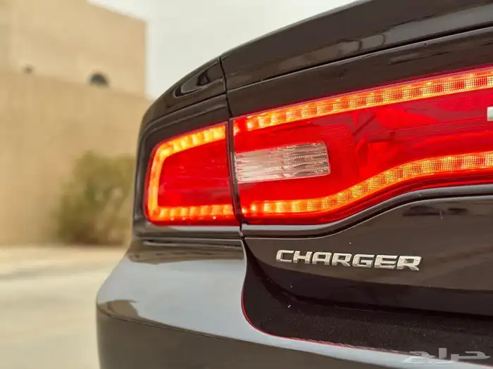 دودج تشارجر بوليسي مخزن( قير علاق ) هيمي 8 سلندر   2014 18