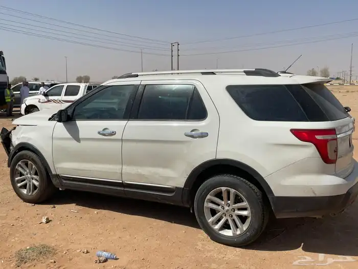 اكسبلورر White 2012 4