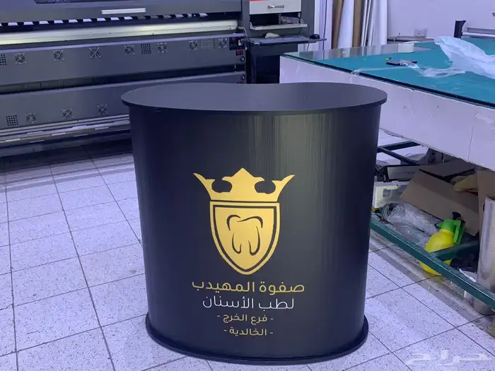 استيكر_بوابات ومداخل خشبية_باك دروب_لاما ستاند 2