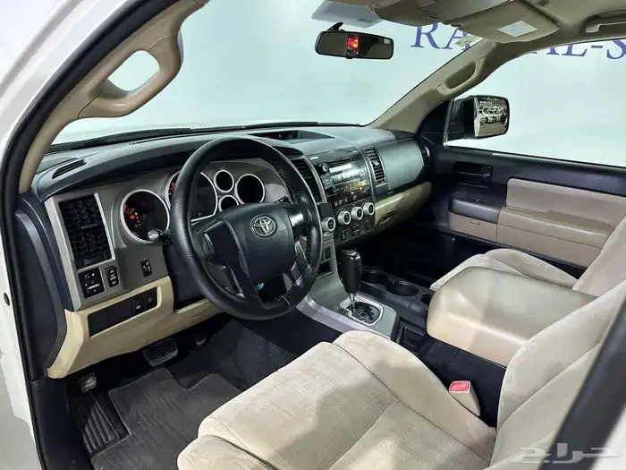 تويوتا سيكويا 2014 SR5 15