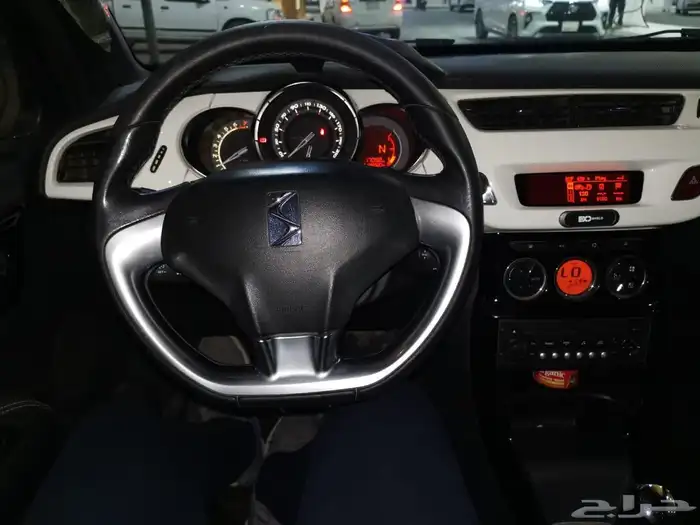 سيتروين DS3 2011 7