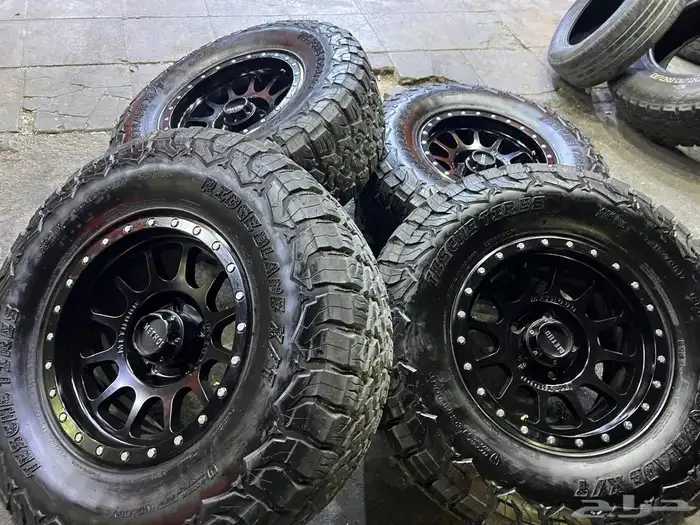 جنوط ميثود رام 5 مسمار مع كفرات نص حجري مقاس 315 70 17 1
