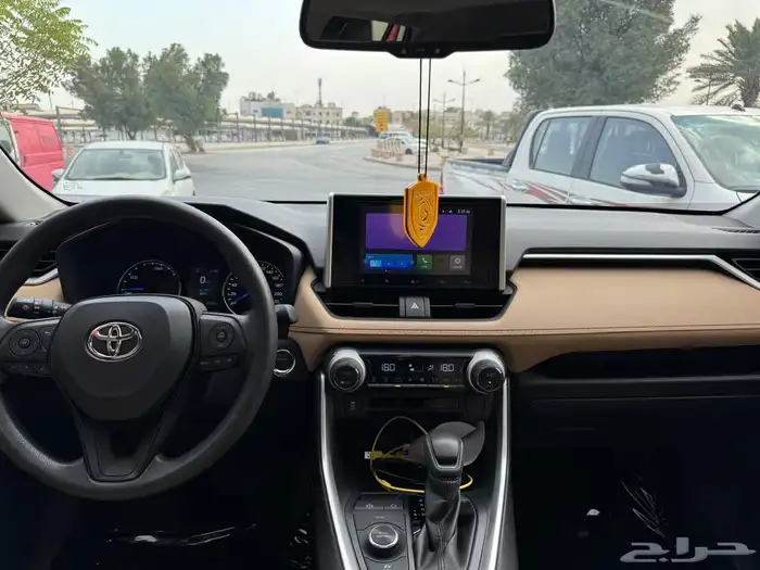 راف فور 2024 (هايبرد) 16
