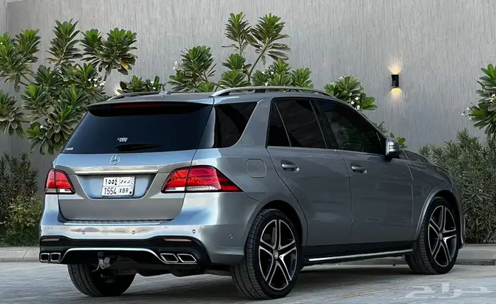 مرسيدس 2016 فئة GLE 500 فل كامل كت AMG رياضي موتر شرط الفحص 12