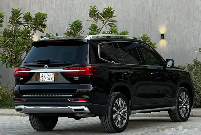 ام جي 2020 فئة RX8 موتر مخزن ماشي 23 الف فقط شرط الفحص 12