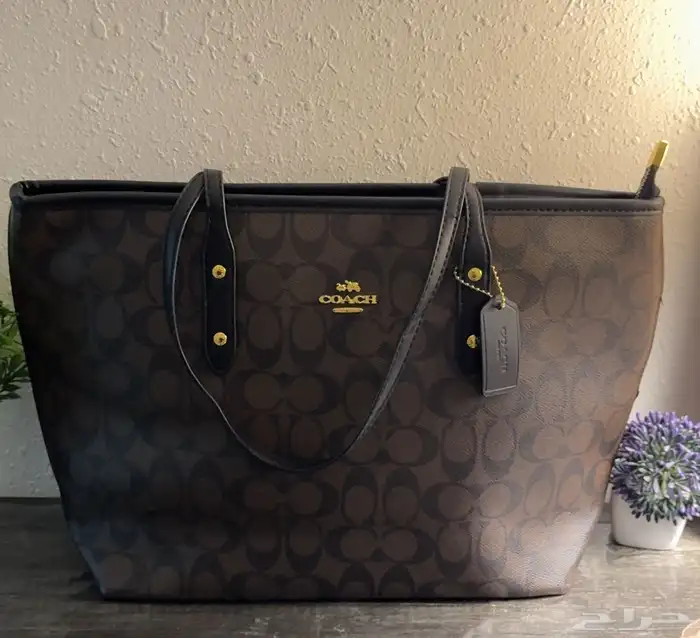 شنطة فندي وشنطة كوتش جديده نظيفه 4