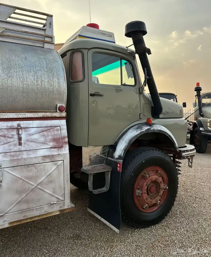 بوز سوبر جفالي صنف موديل 83 10