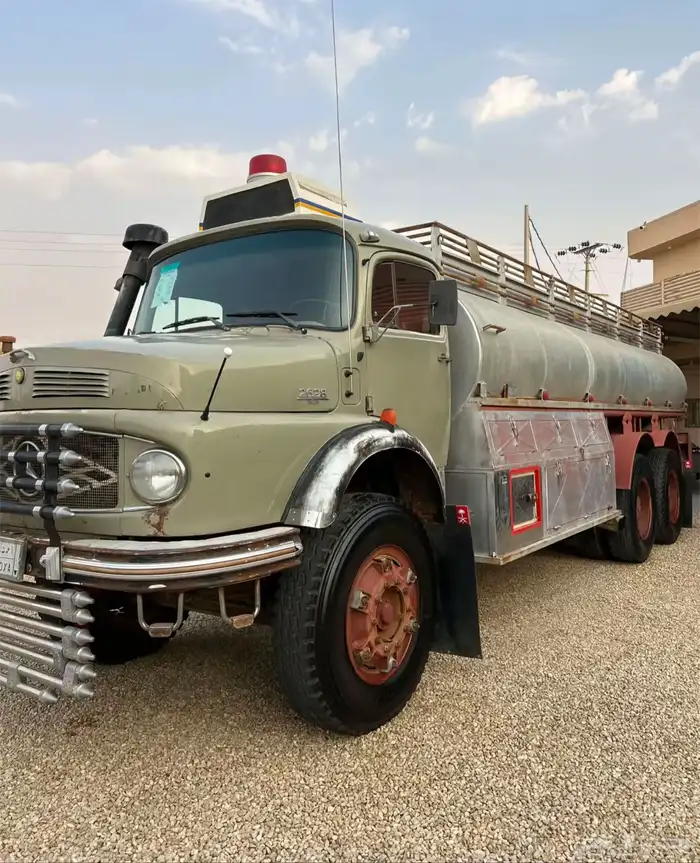 بوز سوبر جفالي صنف موديل 83 9