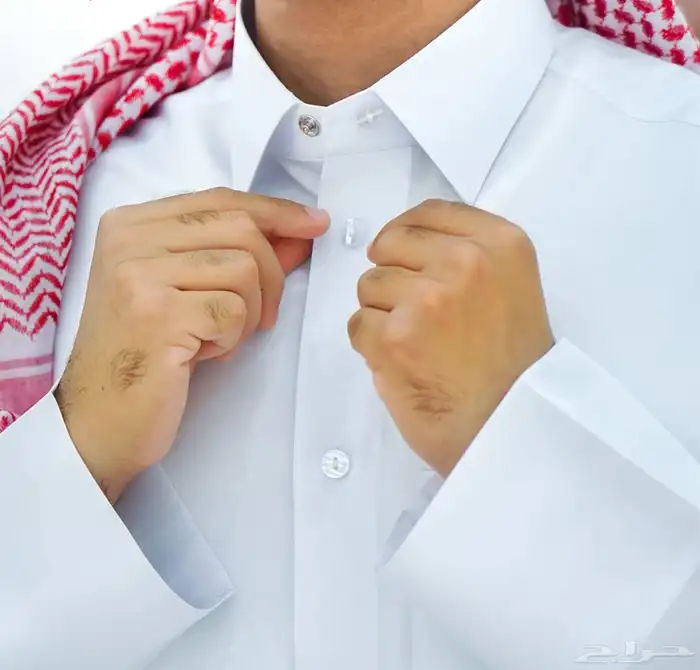 خياط متنقل في تبوك   أخذ مقاس وتوصيل لين باب بيتك 0