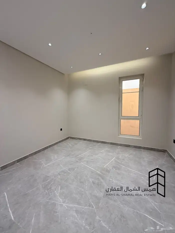 للبيع شقه ارضيه حي الشفا 4