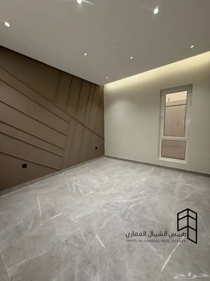 للبيع شقه ارضيه حي الشفا 10