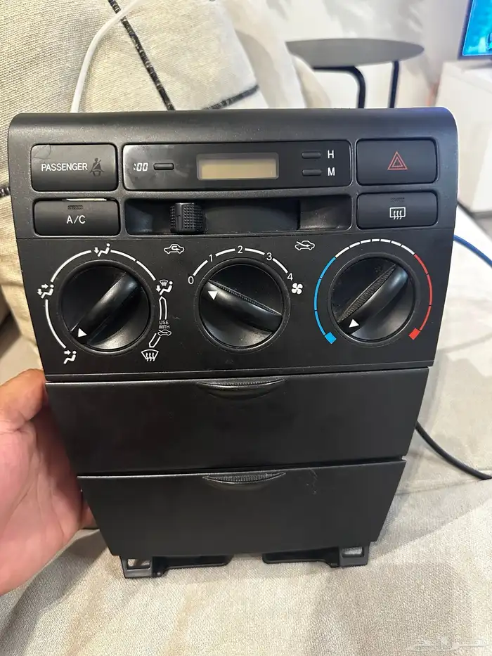 ديكور مكيف كورلا 2001 الي 2007 السعر 450 0
