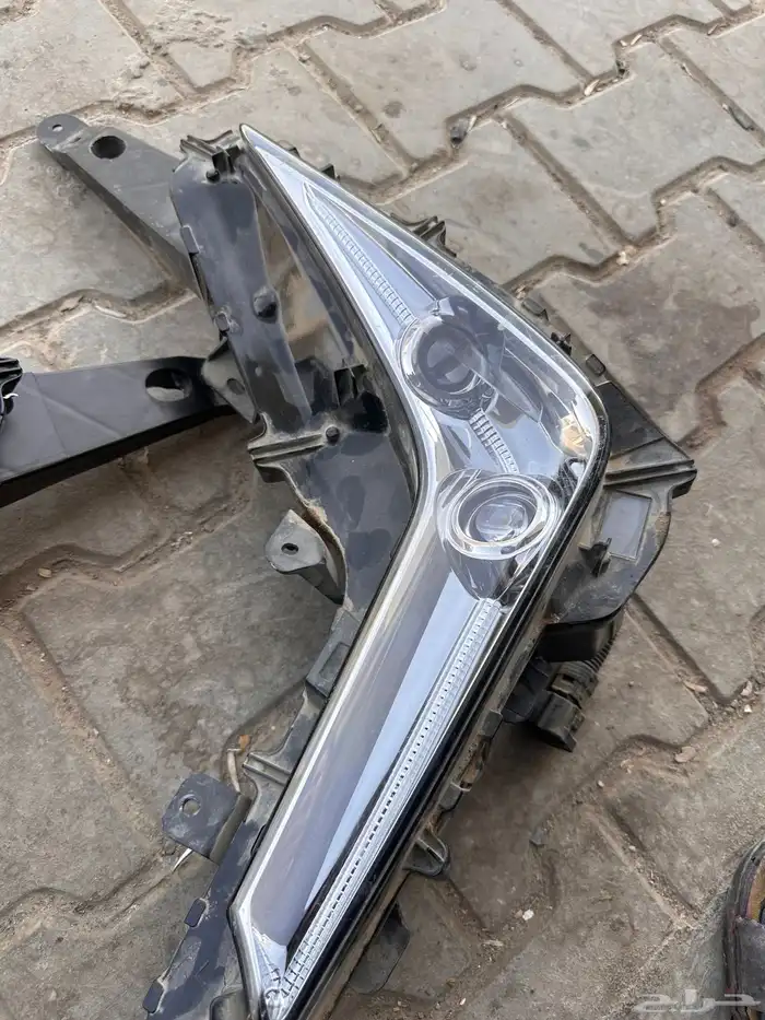 كشافات صدام جيب لكزس 2016-2021 0