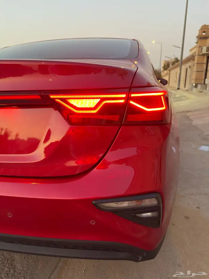 كيا سيراتو نص فل2019 وكاله من الصدام لصدام 9