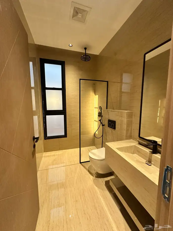 للإيجار شقه بنتهاوس في حي الرحماني خلف الحمدانيه 21