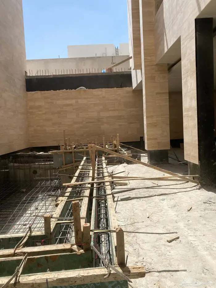 مقاول ملاحق 17