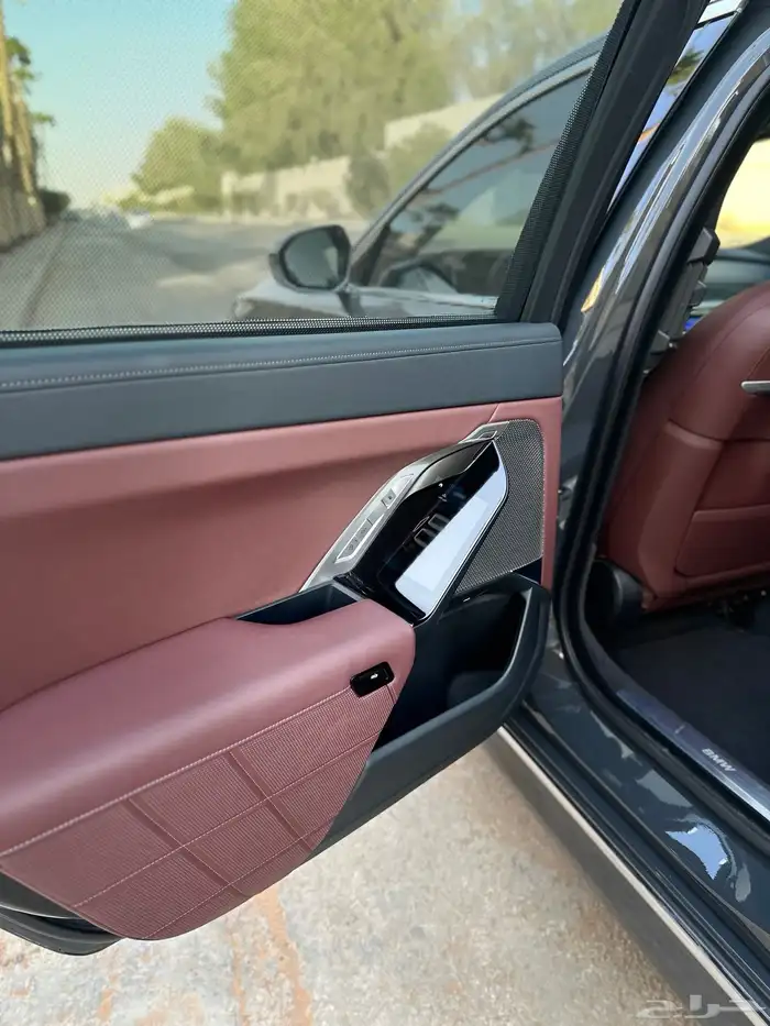 بي ام 735iL 2024 لونين ضمان وصيانه 55