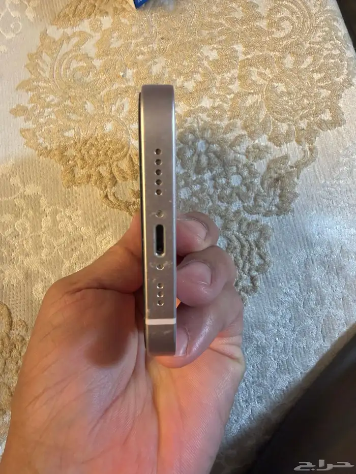 للبيع آيفون 13 4