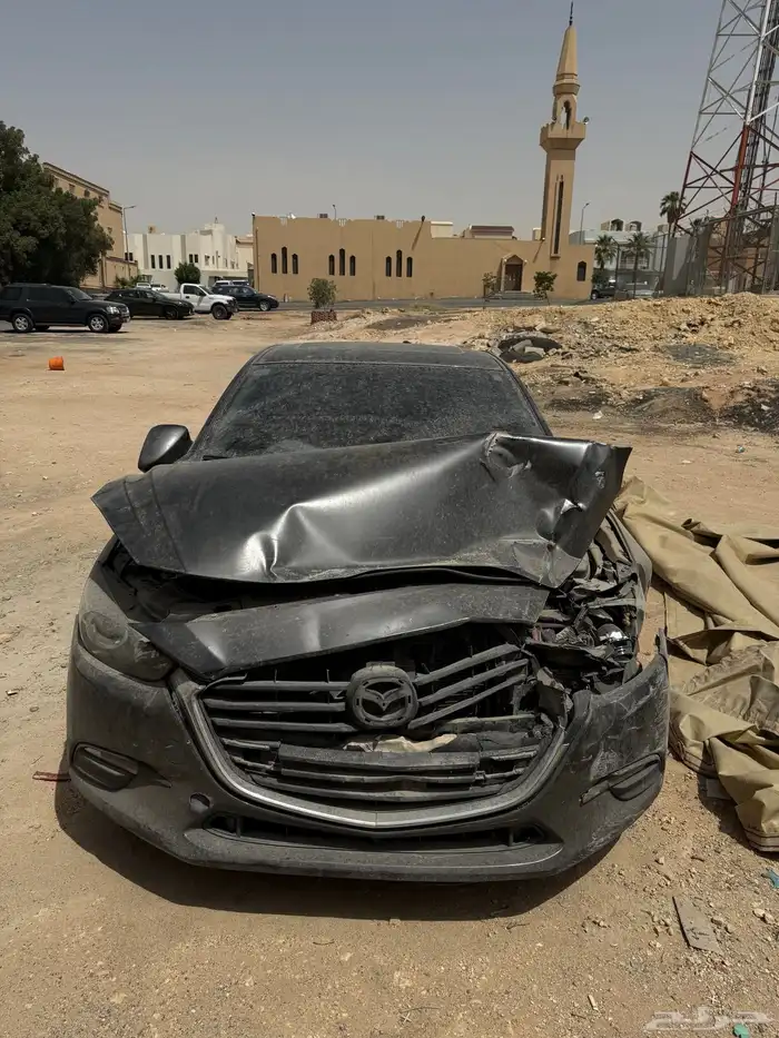 مازدا 3 2019 مصدوم 13
