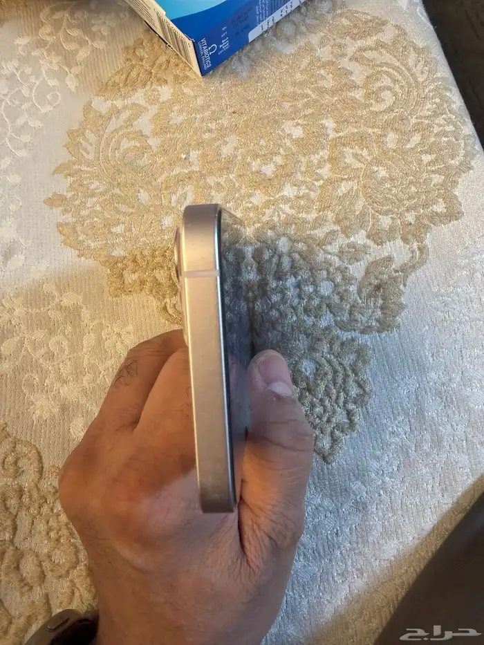 للبيع آيفون 13 5