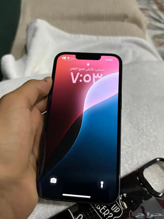 ايفون 13 العادي 4