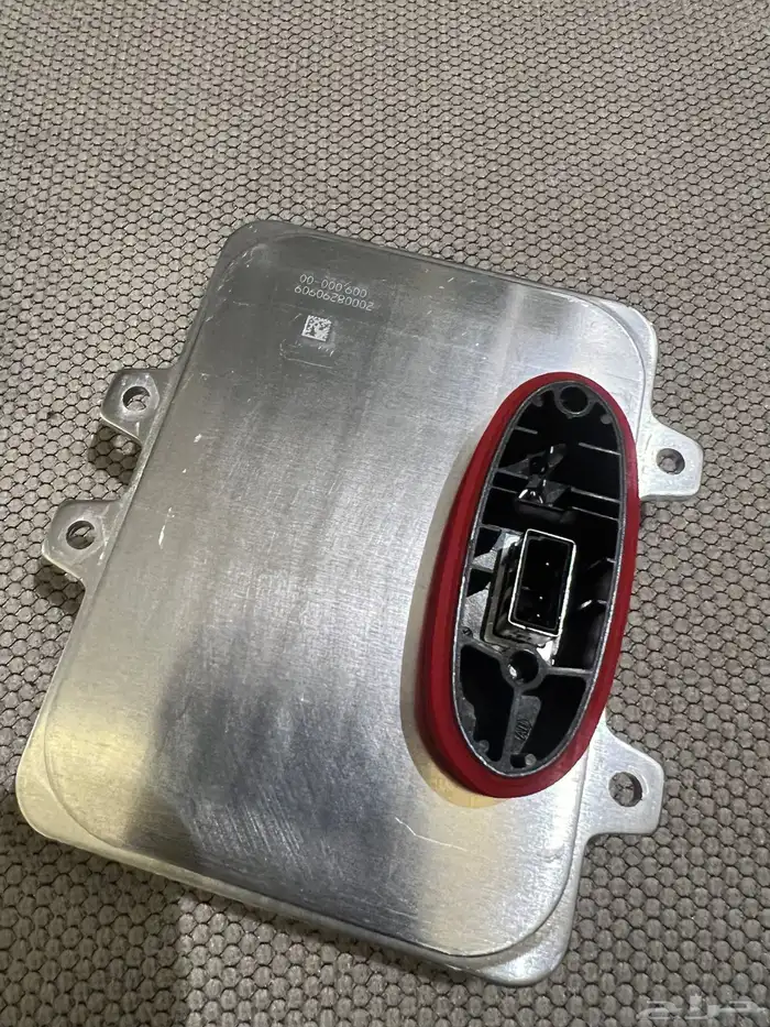 كابرس اسكاليد محولات شمعات زينون اصلي 1