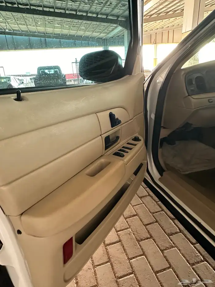 فورد 2011 حكومي بوليسي 13