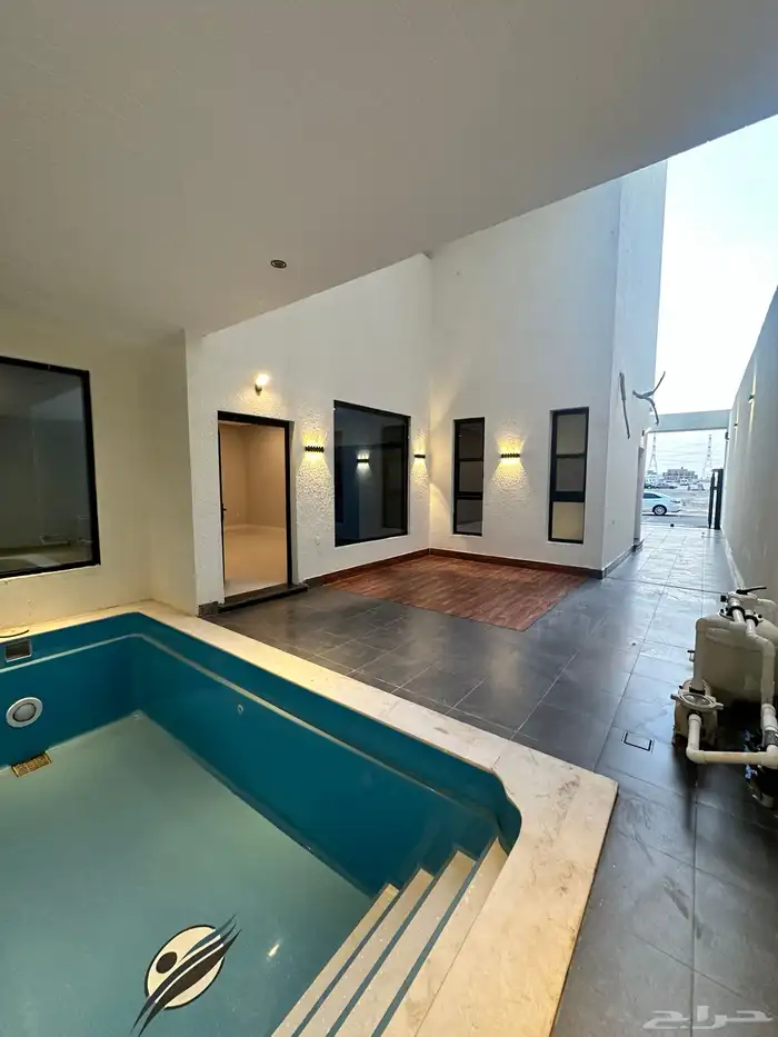 للإيجار شقه بنتهاوس في حي الرحماني خلف الحمدانيه 0