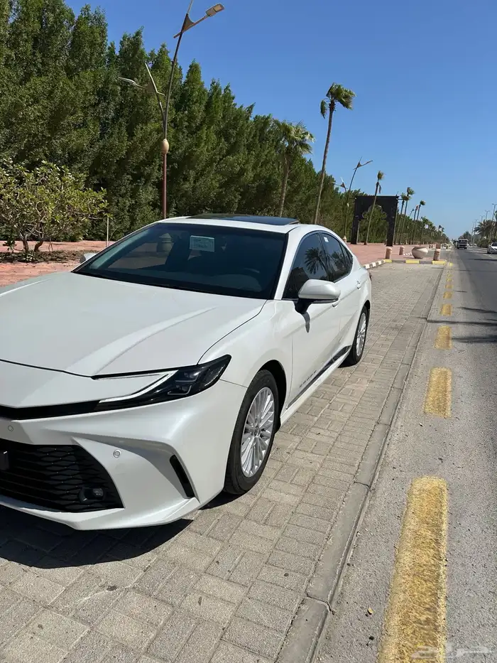 كامري 2025 نص فل على يدي من الوكاله 0