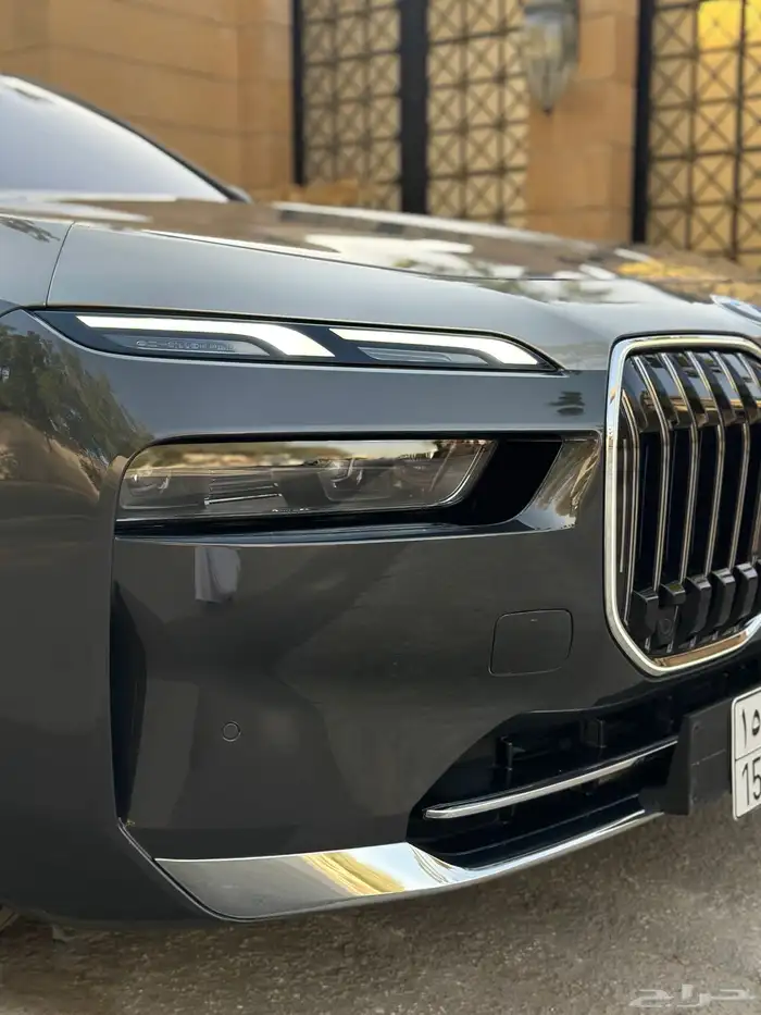 بي ام 735iL 2024 لونين ضمان وصيانه 15