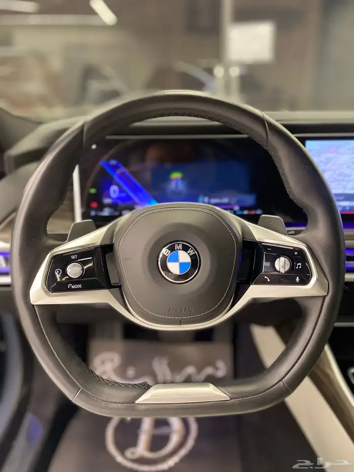 بي ام دبليو 735i 8