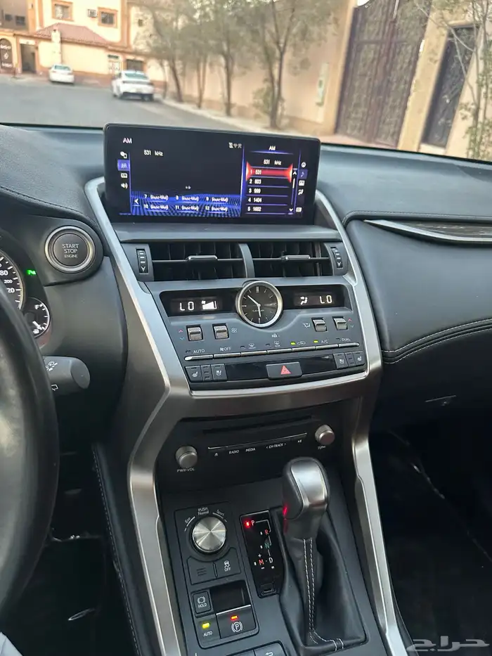 لكزس 2020 NX300 سعودي فل كامل اعلى فئة ( مخززن )ممشى قليل . 27