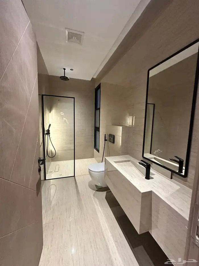 للإيجار شقه بنتهاوس في حي الرحماني خلف الحمدانيه 17