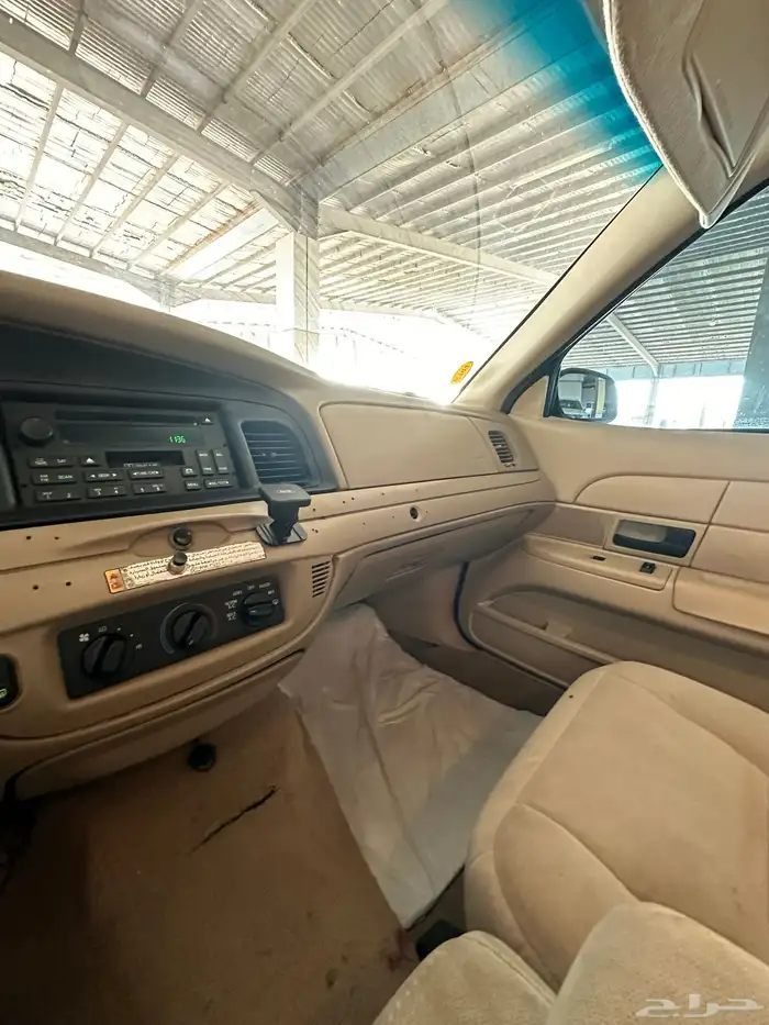 فورد 2011 حكومي بوليسي 12