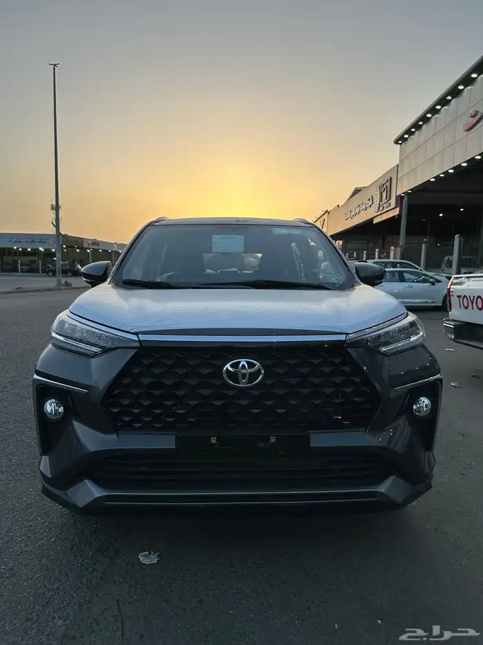 تويوتا فيلوز 4 سلندر العائلية موديل 2025 اقل سعر 1