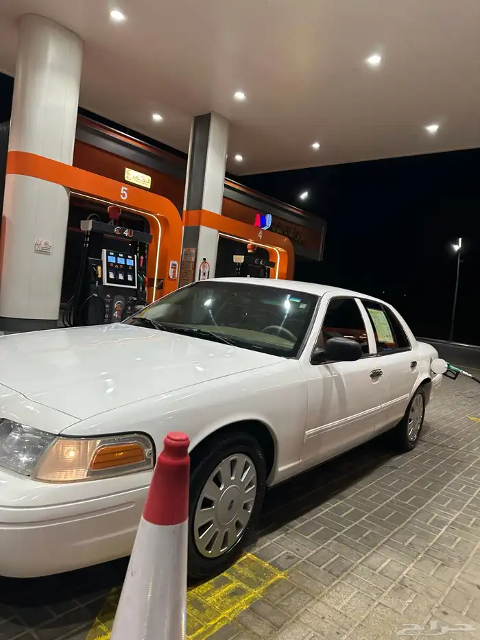 فورد 2011 حكومي بوليسي 9