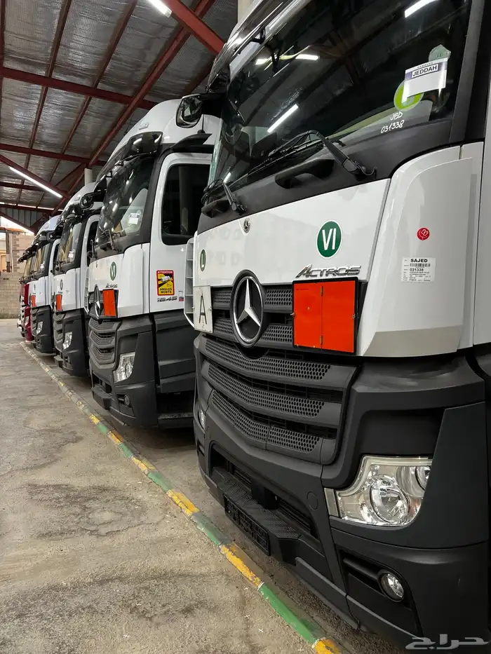 للبيع شاحنات اكتورس 10 سيارات 1