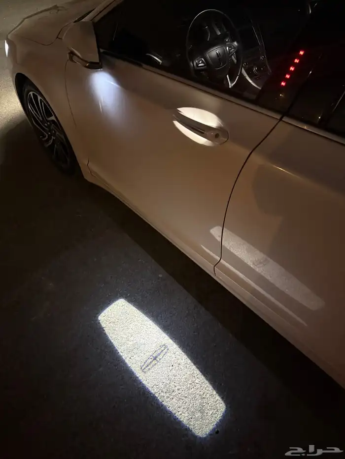 لينكون MKZ 2020 فل كامل 7