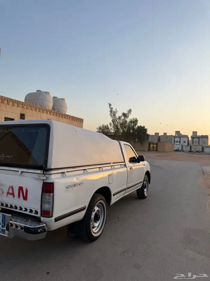 للبيع ددسن موديل 2007 ديزل 5