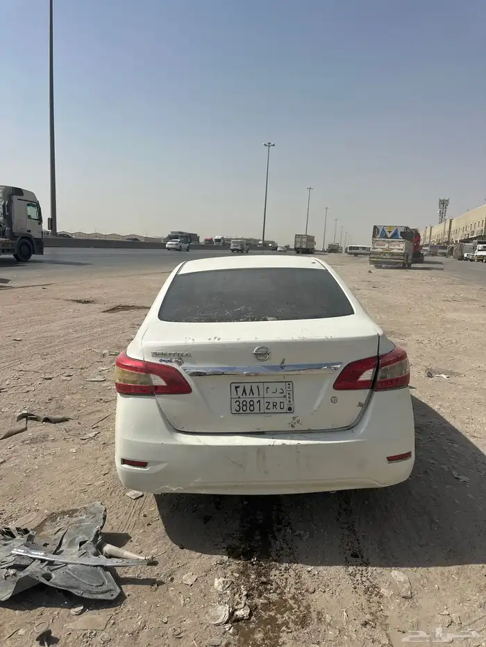 البيع سيارة سنترا 1