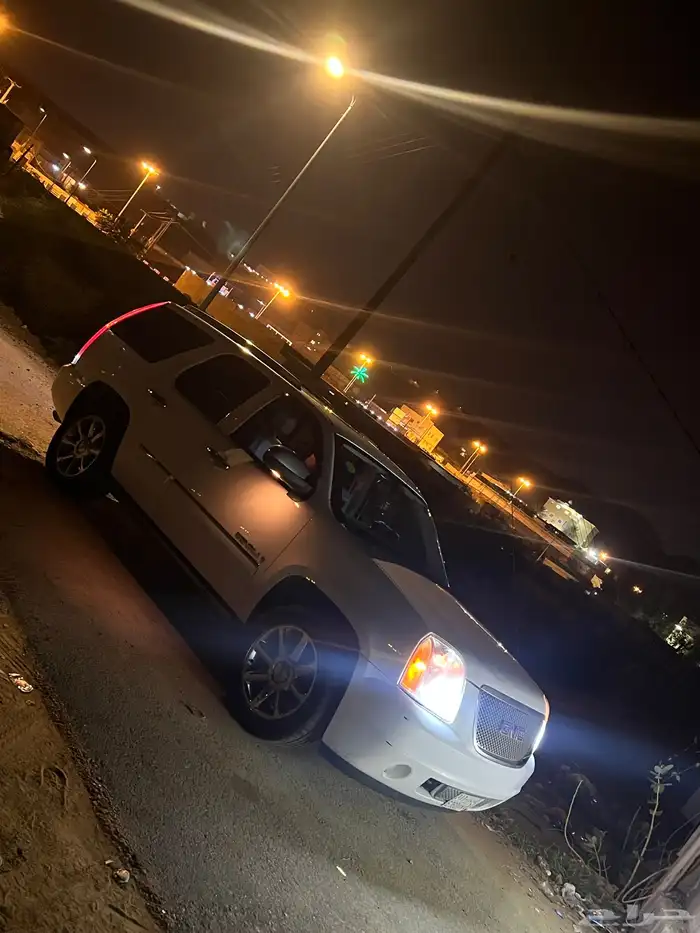 GMC يوكن دينالي 2009 14