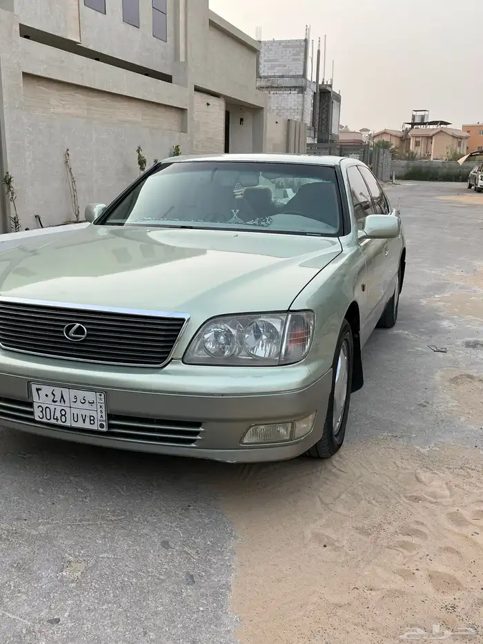 للبيع  لكزس 400 LS 28