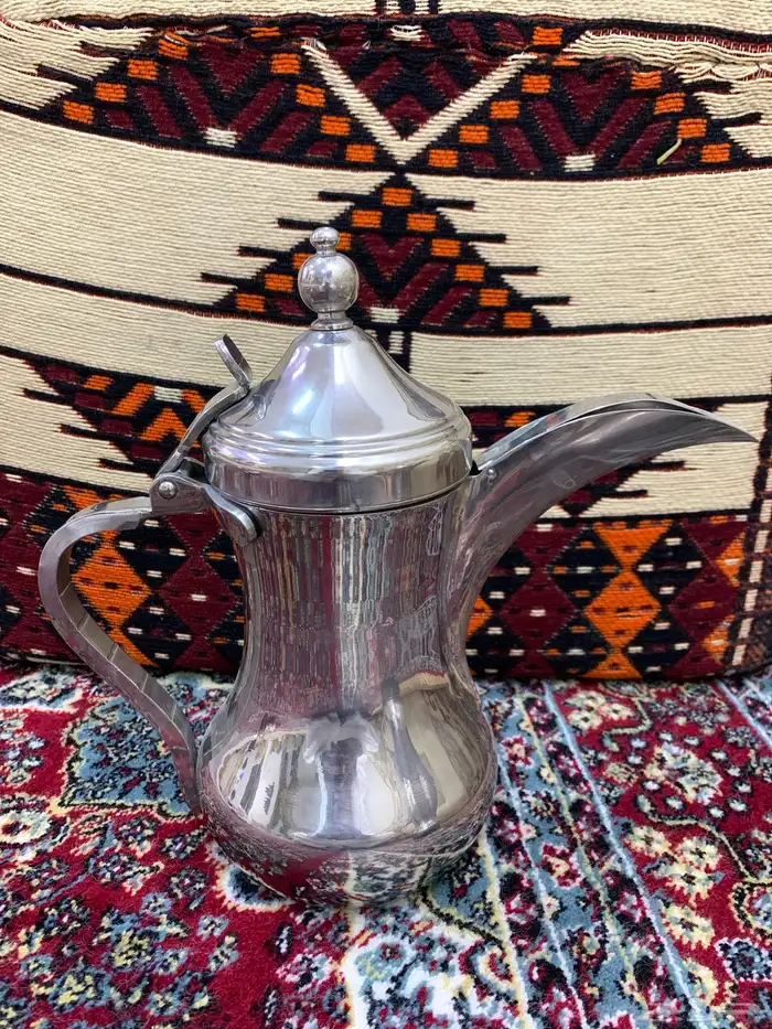 دلال العساف 0
