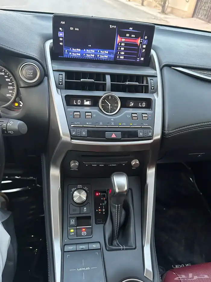 لكزس 2020 NX300 سعودي فل كامل اعلى فئة ( مخززن )ممشى قليل . 28