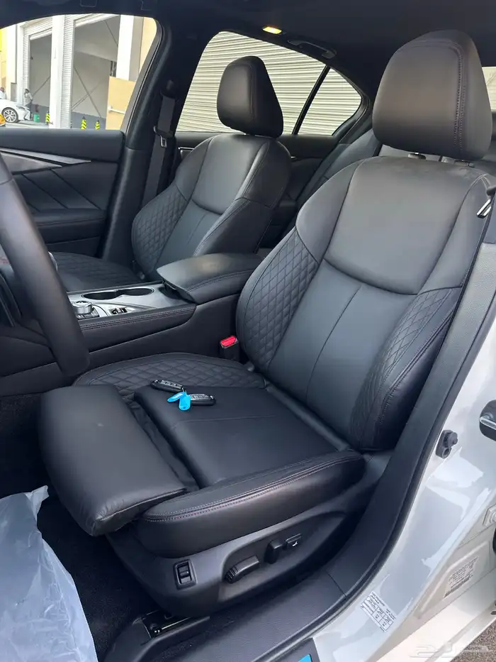 انفنتي Q50S رد سبورت 2024 18